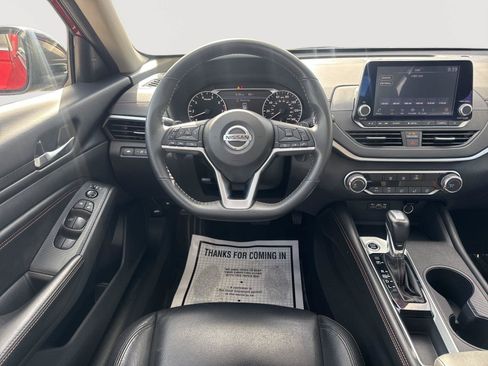 Used 2022 Nissan Altima 2.5 SR FWD image 17