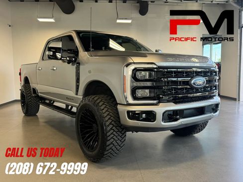 Used 2023 Ford F350 Lariat w/ Lariat Ultimate Package AWD/4WD image 1