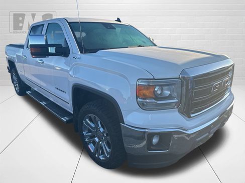 Used 2015 GMC Sierra 1500 SLT w/ SLT Crew Cab Value Package image 3