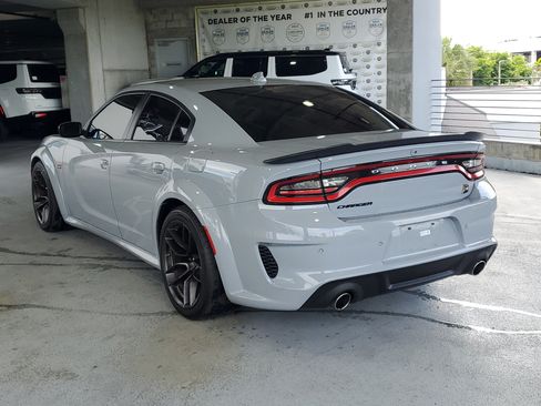 Used 2022 Dodge Charger Scat Pack RWD image 3