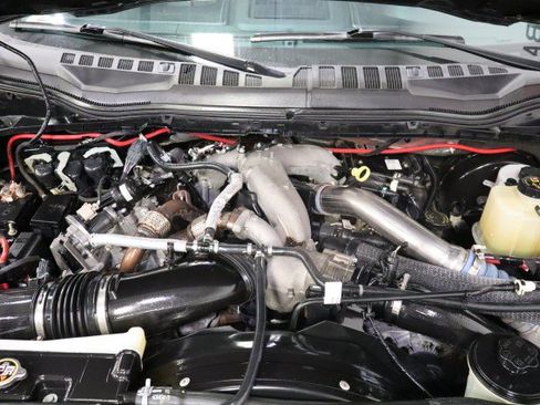 Used 2021 Ford F250 Lariat w/ Lariat Ultimate Package AWD/4WD image 90