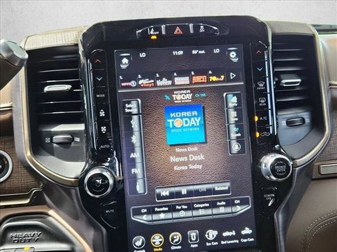 Used 2020 RAM 3500 Limited AWD/4WD image 11