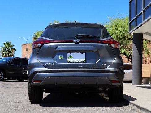 Used 2021 Nissan Kicks SV FWD image 12