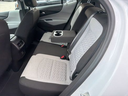 Used 2024 Chevrolet Equinox LS w/ Driver Confidence II Package FWD image 8