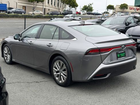 Used 2023 Toyota Mirai w/ Advanced Technology Package RWD image 7