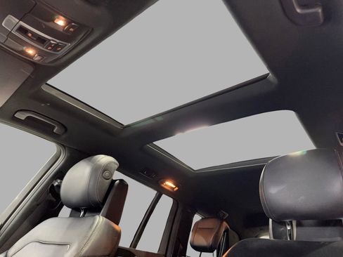 Used 2019 Mercedes-Benz GLS 550 4MATIC image 47