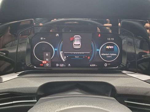 Used 2024 Volkswagen GTI SE image 30