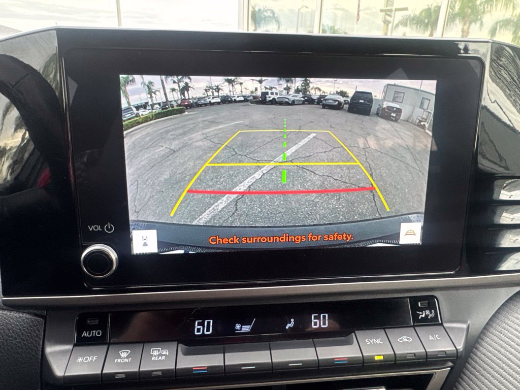 Used 2025 Toyota Camry SE FWD image 21