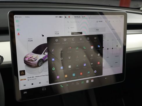Used 2023 Tesla Model Y Long Range AWD/4WD image 36