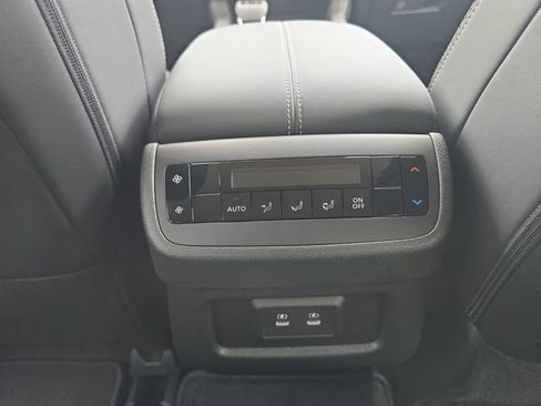 New 2026 Nissan Pathfinder SL FWD image 26