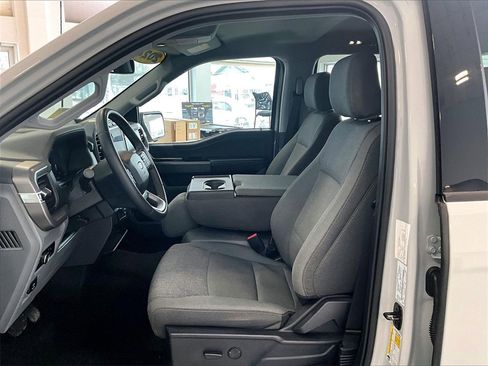 Used 2024 Ford F150 XLT image 10