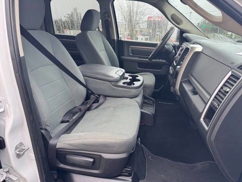 Used 2016 RAM 3500 SLT image 12