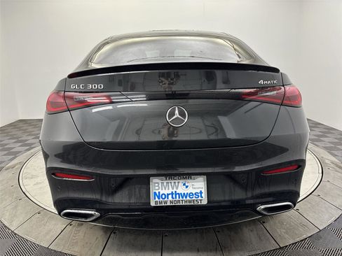 Used 2025 Mercedes-Benz GLC 300 4MATIC image 15