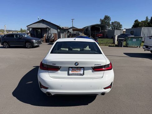 Used 2019 BMW 330i xDrive Sedan AWD/4WD image 7