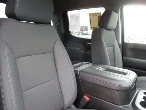 Used 2021 Chevrolet Silverado 1500 RST w/ Bed Protection Package AWD/4WD image 40