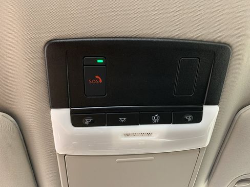 Used 2025 Nissan Altima 2.5 SV FWD image 27
