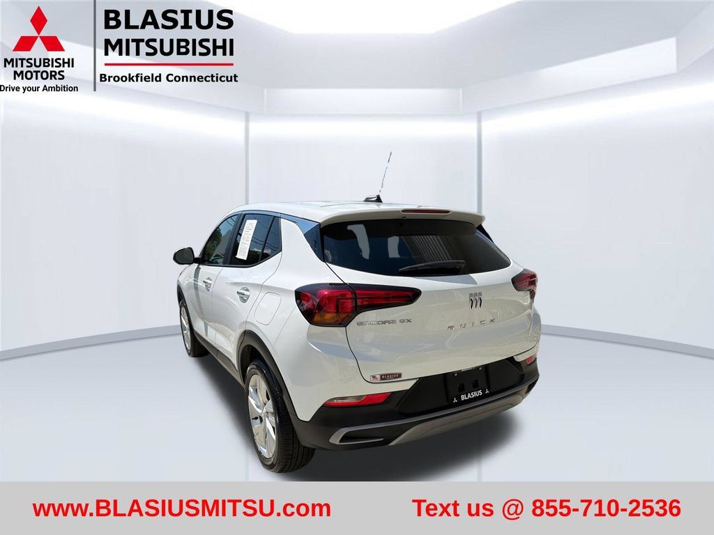 Used 2024 Buick Encore GX Preferred FWD image 11