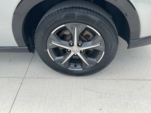 Used 2024 Honda HR-V EX-L image 37