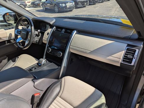 Used 2022 Land Rover Discovery S R-Dynamic AWD/4WD image 33