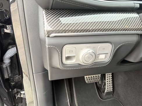 Used 2024 Mercedes-Benz GLS 63 AMG 4MATIC image 11