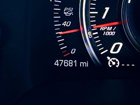 Used 2017 Chevrolet Corvette Stingray Coupe w/ 1LT RWD image 22