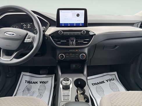 Used 2022 Ford Escape SE image 15