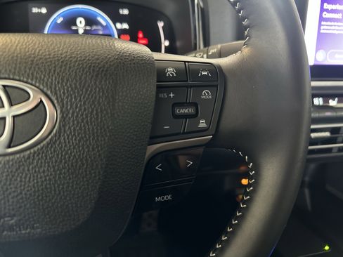 Certified 2025 Toyota Camry SE image 26