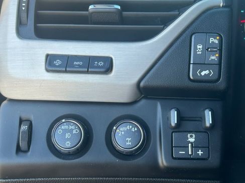 Used 2019 GMC Yukon Denali w/ Open Road Package image 22
