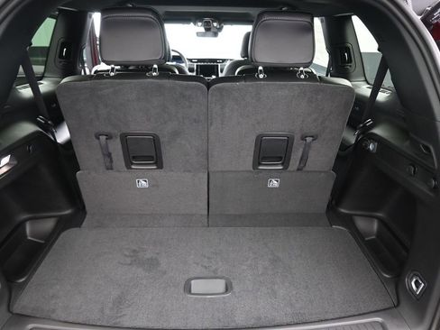 New 2025 Jeep Grand Cherokee L Altitude image 13