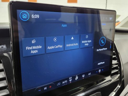 Used 2023 Ford Transit 350 XLT image 6