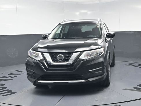 Used 2020 Nissan Rogue SV image 5