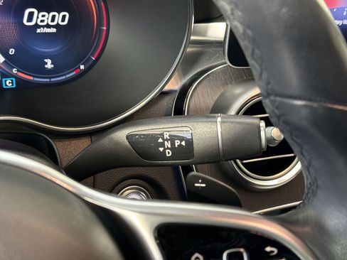 Used 2021 Mercedes-Benz GLC 300 4MATIC image 17