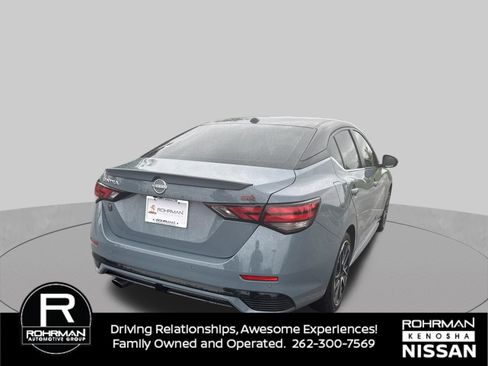 Used 2024 Nissan Sentra SR FWD image 5