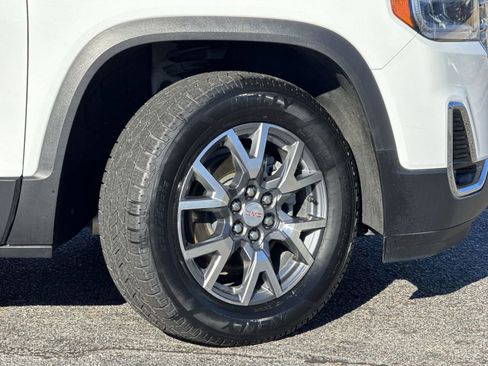 Used 2023 GMC Acadia SLT image 12