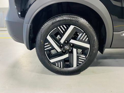 New 2026 Nissan Kicks SV FWD image 17