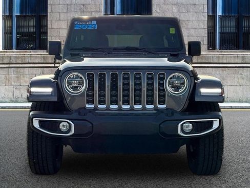 Used 2021 Jeep Wrangler Unlimited Sahara w/ Cold Weather Group image 3