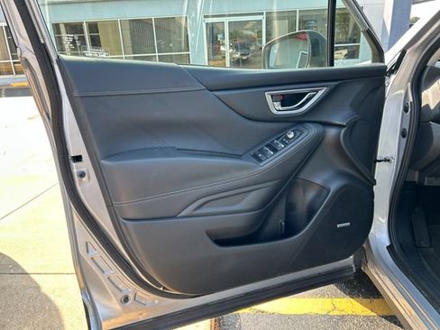 Used 2020 Subaru Forester Limited w/ Popular Package #3 AWD/4WD image 29