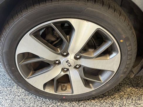 Used 2020 Kia Optima S FWD image 25