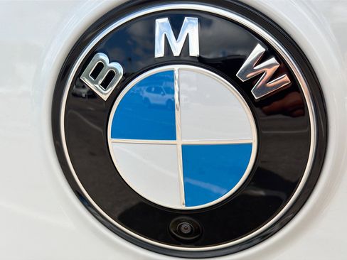 New 2026 BMW iX xDrive45 w/ M Sport Package image 11