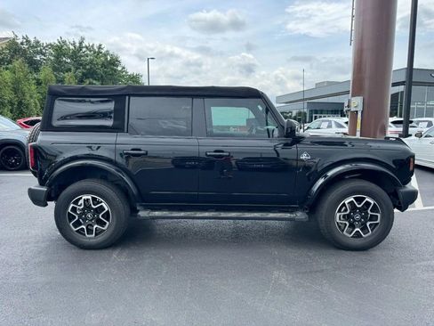 Used 2022 Ford Bronco Outer Banks AWD/4WD image 2