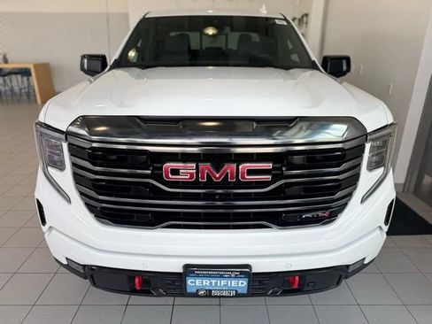Certified 2024 GMC Sierra 1500 AT4 w/ AT4 Preferred Package AWD/4WD image 37
