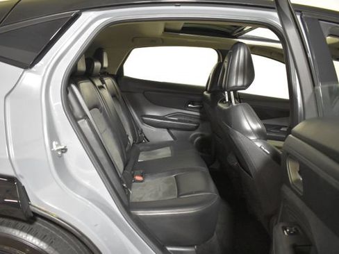 Used 2024 Nissan Ariya AWD image 37