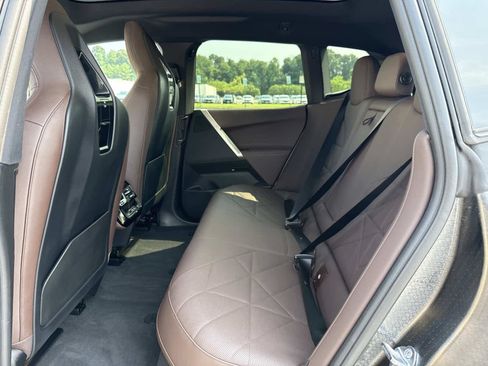 Used 2024 BMW iX xDrive50 AWD/4WD image 15