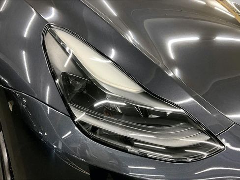 Used 2024 Tesla Model Y 2WD image 27