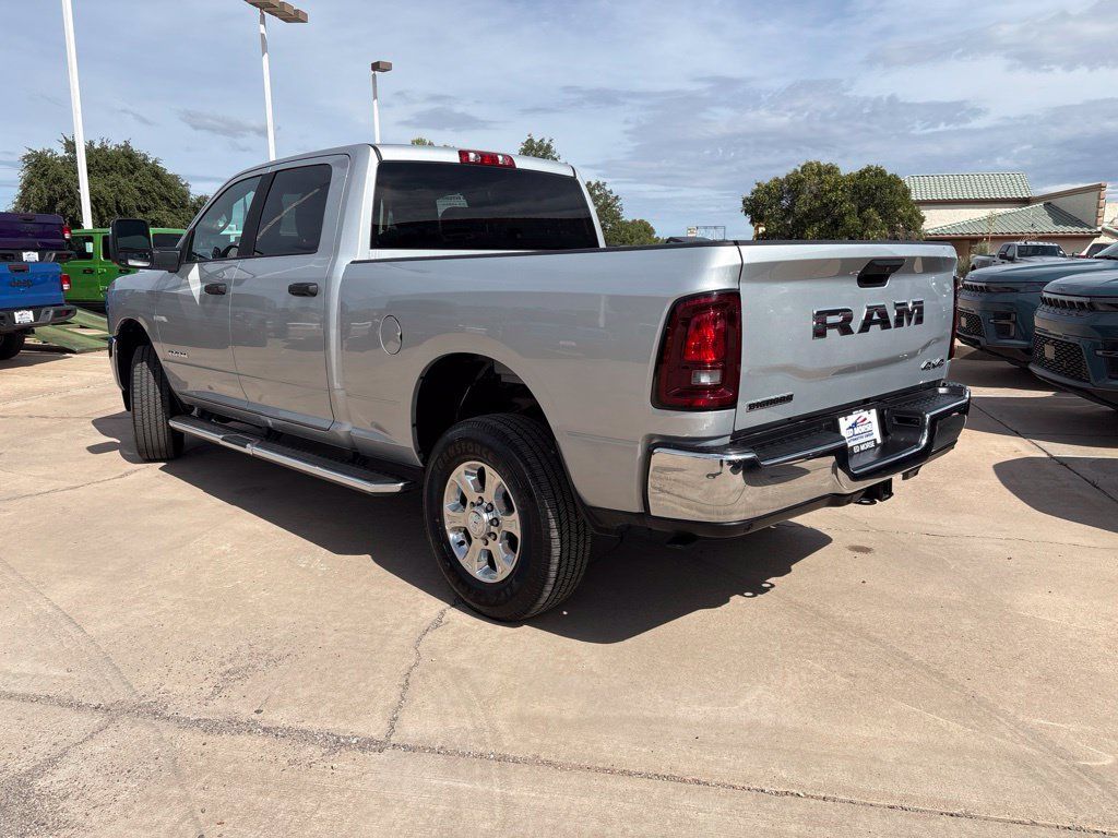 Used 2026 RAM 2500 Big Horn AWD/4WD image 7