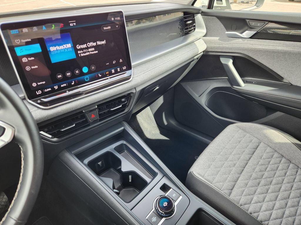 Certified 2025 Volkswagen Tiguan S AWD/4WD image 17