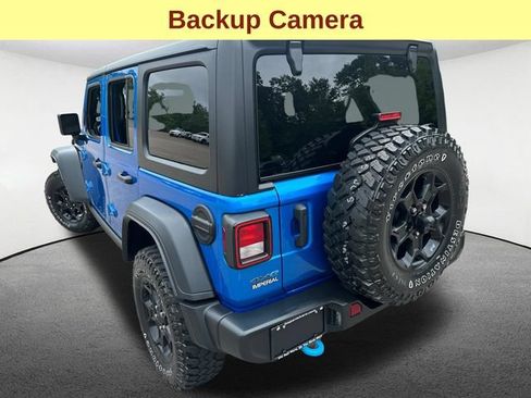 Used 2023 Jeep Wrangler Unlimited w/ Cold Weather Group AWD/4WD image 7