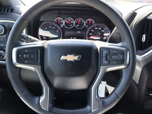 Used 2023 Chevrolet Silverado 3500 LT AWD/4WD image 8