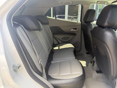Used 2015 Buick Encore Leather w/ Experience Buick Package FWD image 14