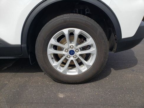 Used 2022 Ford Escape SE image 20